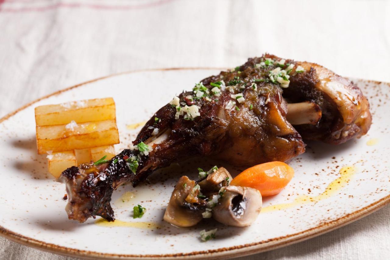 Hostal Restaurant Roma Cubells Dış mekan fotoğraf